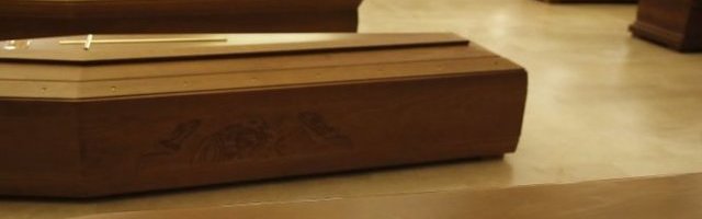 (VIDEO) OVO JE NAJVEĆA MRTVAČNICA U EVROPI! U Barseloni više nemaju gde umrle od korone, EVO ŠTA SU MORALI DA URADE!