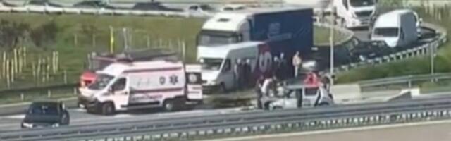 Saobraćajka na "Milošu Velikom": Stvorio se zastoj (VIDEO)