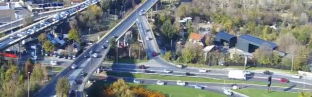 SUDAR NA PANČEVAČKOM MOSTU Dve osobe povređene, stvorila se velika gužva