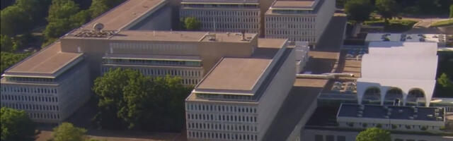 Bivši oficir CIA: Niko nije bezbedan, u Americi se prave nedeljne liste za odstrel, koristiće i robote