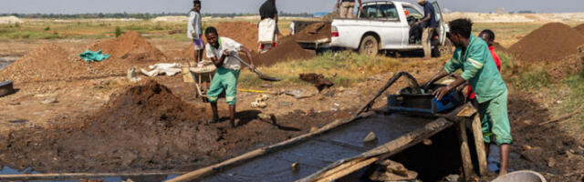 Почиње потрага за телима петорице рудара након блатног клизишта
