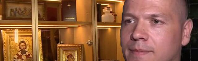 Od poda do plafona ikone i kandila! Sloba u kući napravio "crkveni zid", do sada iskeširao bar 500.000€