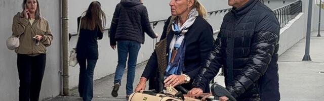 Srđan Đoković dočekao Dijanu na aerodromu: Emotivan susret supružnika - ovaj gest je sve oduševio