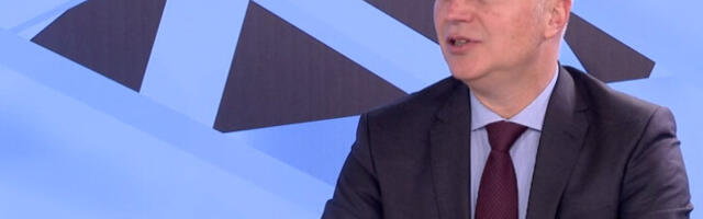 Brkić (SRCE): Helikopter novac iz Akcijskog fonda je logika lošeg domaćina, koji proda njivu da bi vodio decu na letovanje