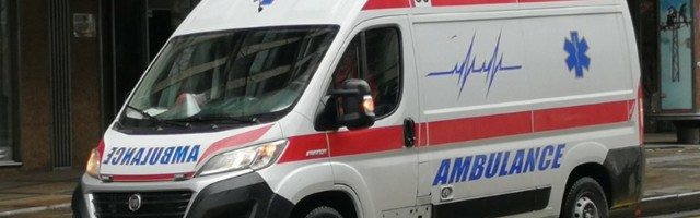 Žena upala u šaht ispod Plavog mosta, povredila kičmu