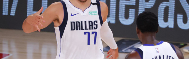 MAGIJA SA BALKANA! Nestvarni Luka Dončić uz rekord karijere potezom KROZ NOGE presudio u dramatičnom MVP okršaju! /VIDEO/