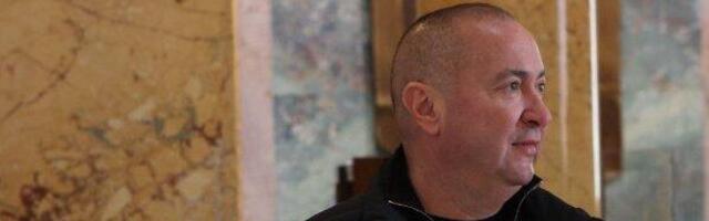 Đani pazario "roleks"!? Folker uhvaćen ispred radnje skupocenih satova (FOTO)