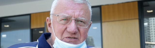 Šešelj pozvan kao "stručnjak": Žene ne treba tući rukama, već NOGAMA (VIDEO)