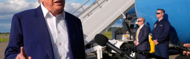 Трамп додатно ограничава улазак страних држављана у Америку