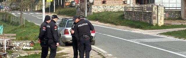 STRANAC LIKVIDIRAN I BAČEN U REKU KOD BERANA?! Milsili da je u džaku smeće, a onda videli da viri ljudska noga... Ruke su mu bile vezane!