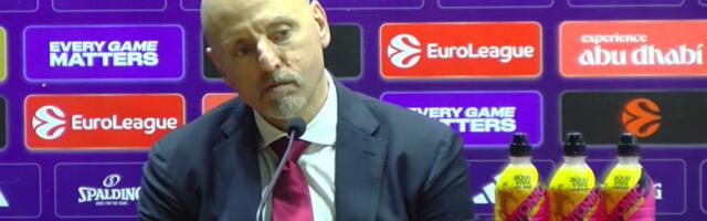 Saša Obradović se obraća posle velike pobede protiv Fenerbahčea: Konferenciju trenera Zvezde pratite na Sportalu /VIDEO/