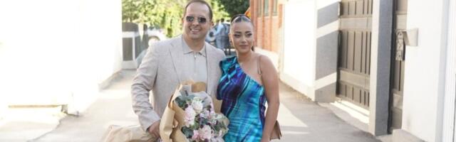 Pevač otkrio pol šestog deteta: On i 15 godina mlađa supruga ne kriju sreću