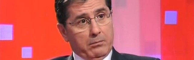 Beba Popović napustio Vučića