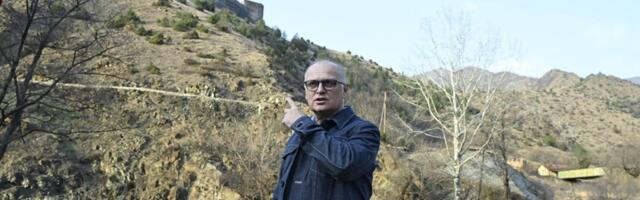 Izgradnja mosta preko Ibra do tvrđave Maglič