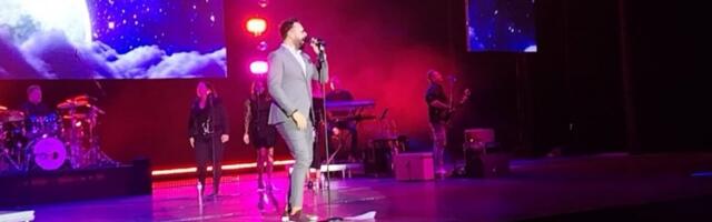 30 GODINA SA VAMA: Petar Grašo priredio noć ispunjenju muzičkim emocijama (FOTO)