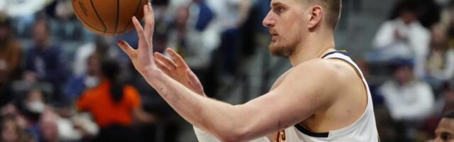 OVO NIJE REALNO! Jokić pogodio trojku o kojo će se PRIČATI I NAREDNOM VEKU (VIDEO)