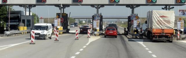 Sindikalci blokirali naplatnu rampu kod Novog Sada na sat vremena