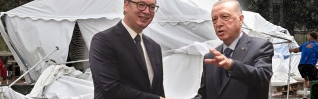 TURSKI ČADORI OSTAJU U ĆACILENDU Odričemo se sarme i efendije Erdogana