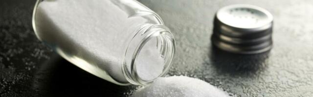 Da li solite jelo na početku ili na kraju kuvanja? Mnogi greše, samo jedno je ispravno