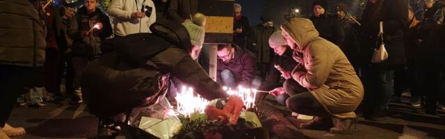 FOTO, VIDEO Građani zapalili sveće i odali poštu nastradalom taksisti u Jevrejskoj ulici