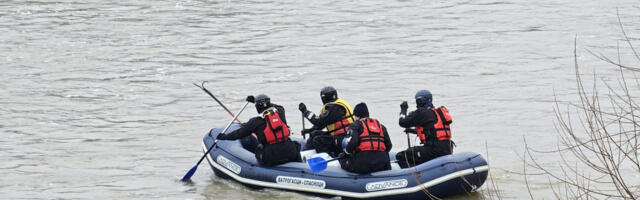 TROJE MRTVIH IZVUČENO IZ LEDENE SAVE Objavljeni detalji tragedije, jedan državljanin BiH pod nadzorom policije!