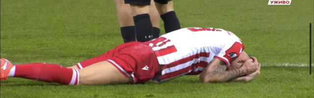 (VIDEO) Ufff, ovo izgleda bolno: Arnautović igra povređen - Hramao na terenu, pa dobio i kopačku u glavu