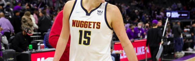 Jokić je ispisao novu stranicu NBA istorije, ovo je uspeo samo jedan od najvećih - ali bi uskoro mogao da padne i njegov rekord!