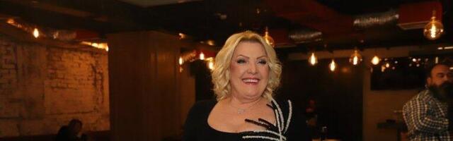 CELA SALA U SUZAMA, A ONA NIJE PLAKALA: Snežana Đurišić priznala šta se desilo na koncertu posvećenom POKOJNOM KOLEGI! (VIDEO)