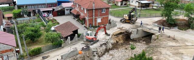 U toku rekonstrukcija korita Lozničke reke na Lozničkom putu