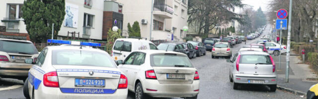 PODIGNUTA OPTUŽNICA ZA POKUŠAJ UBISTVA MALUŠIĆA! Pratili žrtvu iznajmljenim "audijem", pa ga upucali u rame na auto-otpadu u Železniku!