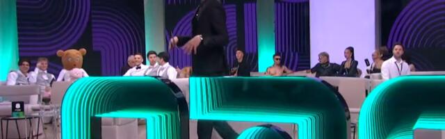 Usred finala PZE nešto puklo u studiju: Voditelj odmah reagovao