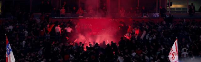 Incident u Areni: Pogledajte sukob „Delija“ i policije (VIDEO)