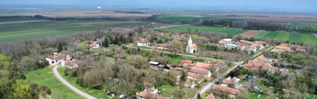 Najmanje selo u Srbiji: Čuvari tradicije i istorijskih odnosa Češke i naše zemlje
