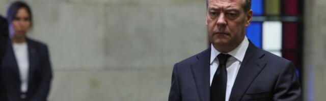 (VIDEO) Medvedev objavio šokantan snimak, pa ga hitno izbrisao! Nije stigao na vreme, uhvatili ga - kako će ovo objasniti