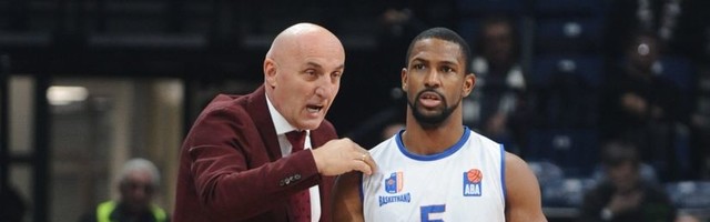 Derek Nidam otišao iz Mornara