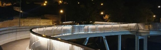 (VIDEO) PASARELA JE GOTOVA, ISPUNJAVAMO OBEĆANO! Vesić: Beograd se spušta na reke!