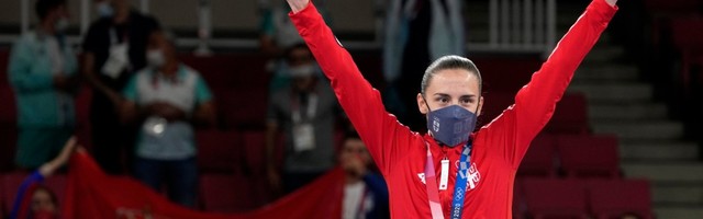 Miša Đurković: Kome pripadaju sportisti?