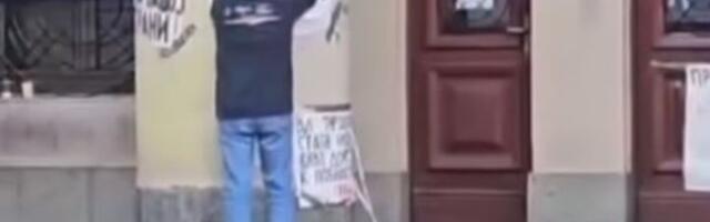 Priveden muškarac koji je nožem isekao transparente ispred Pravnog fakulteta