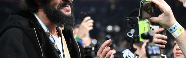 Joakim Noa stigao na "večiti derbi"! /GALERIJA/