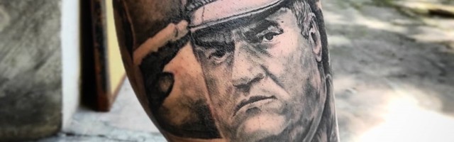 Ratku Mladiću u Beogradu grafiti i tetovaže, onima koji ih uklanjaju pretnje