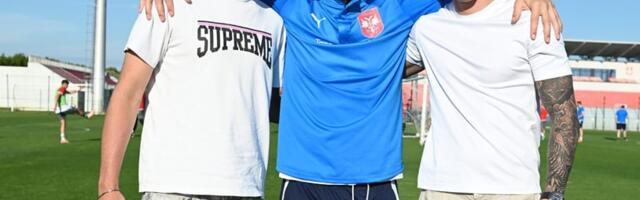 Sinovi Siniše Mihajlovića posetili “orliće” u Staroj Pazovi