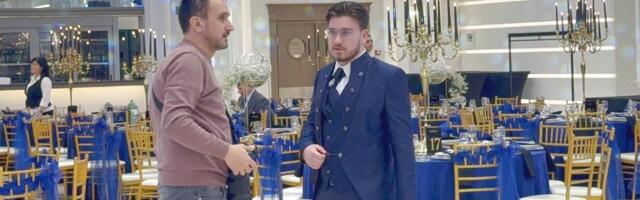 Ovo je naslednik Borka Radivojevića koji slavi 18. rođendan! Isti je tata, a dekoraciju upario sa bojom odela