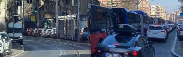 KOLAPS NA AUTOKOMANDI! Ne krećite nigde - ovo je kompletna katastrofa! (FOTO, VIDEO)