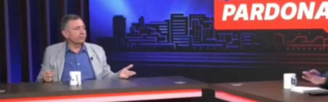 Драгомир Анђелковић: Смешно је мислити да ће посланици гласати како им пленуми кажу