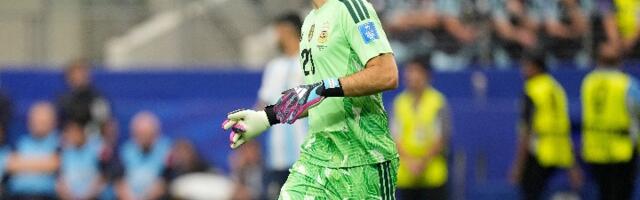 Emilijano Martinez u nedelju ide u penziju? Golman Argentine pre četiri godine dao veliko obećanje