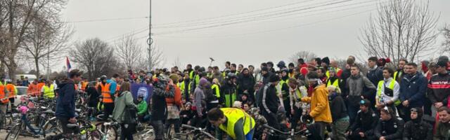 Studenti stižu u Niš – prvi dočekani biciklisti [live blog]