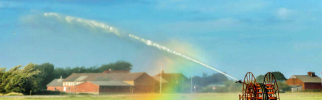 За наводњавање у 2025. захваћено 17,9 одсто више воде него 2024. године