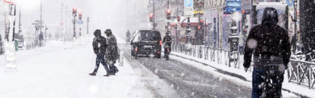 Због олује још око 100.000 домаћинстава без струје у Француској