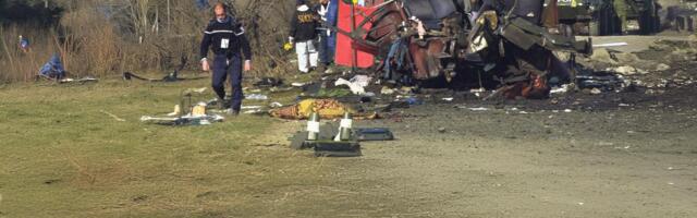 STRAŠAN ZLOČIN BEZ PRESEDANA OSTAJE NEKAŽNJEN I POSLE 25 GODINA: Godišnjica napada na autobus "Niš ekspresa" kod Podujeva