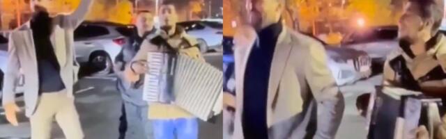 Snimak kakav do sada nismo videli, Novak Đoković zapevao čuveni narodnjak na parkingu! /VIDEO/